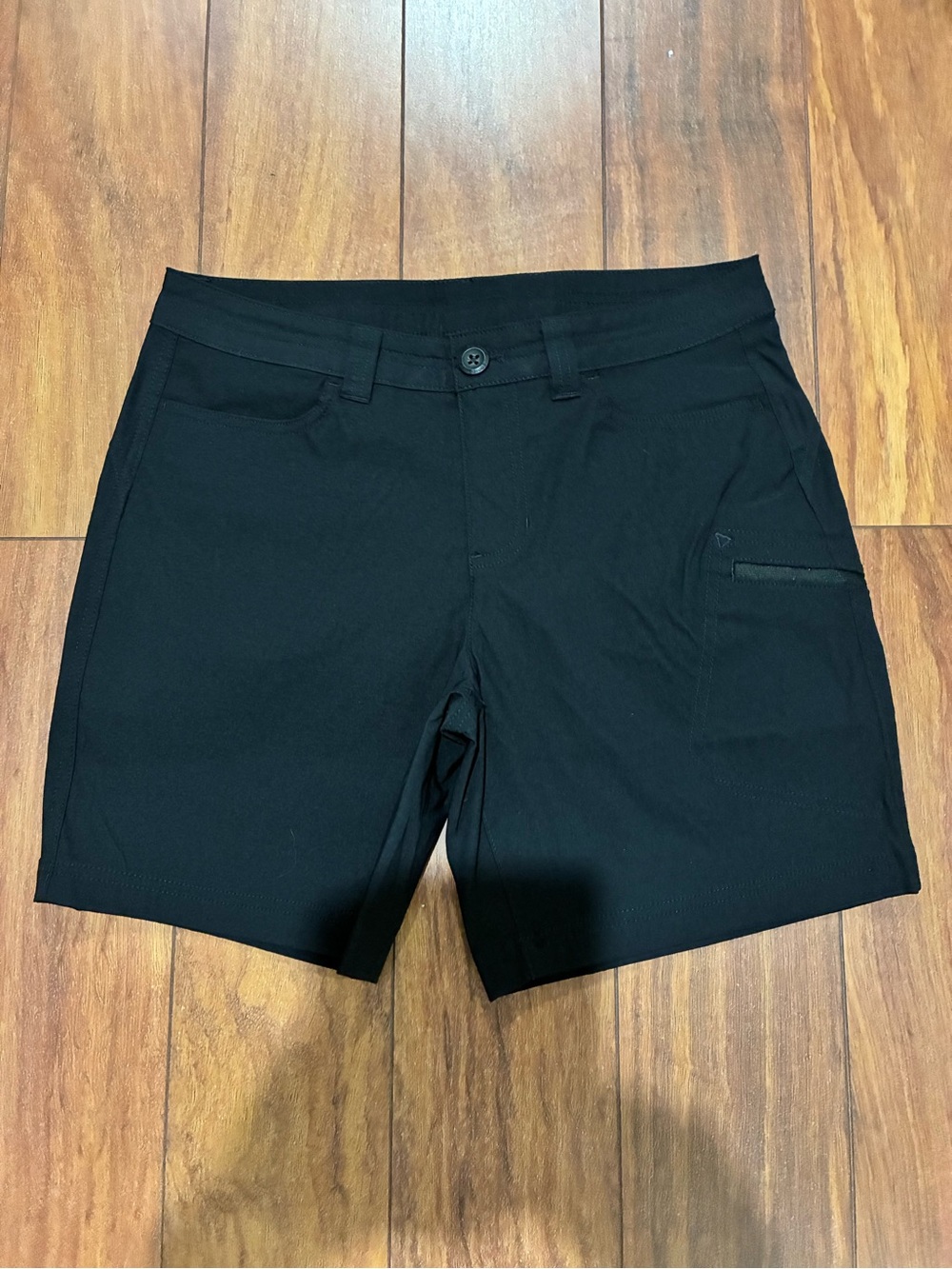 Eddie Bauer Rainier Black Women's Shorts with Button Waist NWOT